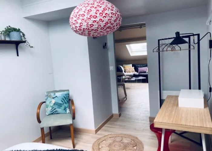 Duplex Centre Historique Abbaye Aux Hommes アパート